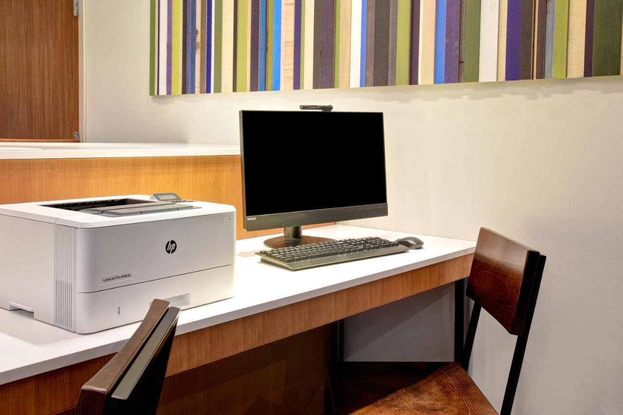 Holiday Inn Express & Suites - Ottawa By Ihg Екстер'єр фото