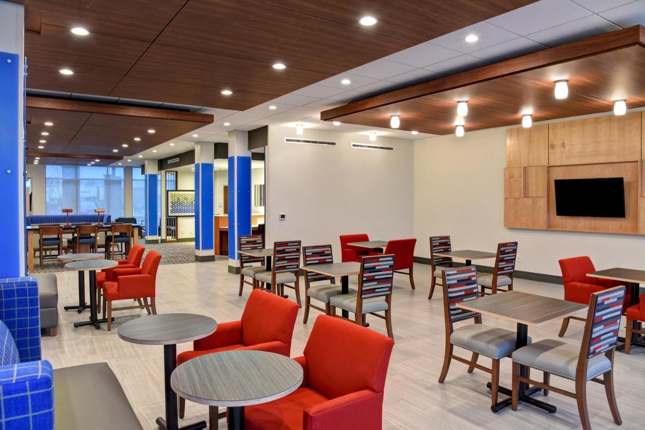 Holiday Inn Express & Suites - Ottawa By Ihg Екстер'єр фото